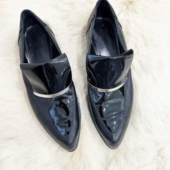beau coops Shoes Chic Beau Coops Pointy Loafers With Patent